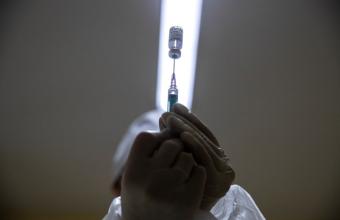 Ισραήλ-Έρευνα: Το εμβόλιο της Pfizer θα μπορούσε να σταματήσει τη μετάδοση του κορωνοϊού