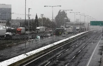 Μήδεια: Ανοιχτή η Αθηνών -Λαμίας - Που έχει διακοπεί η κυκλοφορία - Που χρειάζονται αλυσίδες 