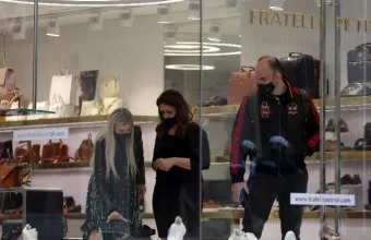 Με καραντίνα, ή χωρίς;