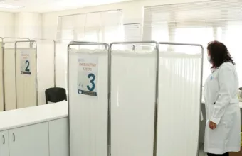 Κορωνοϊός: Άλμα εμβολιασμών -Πρώτοι οι νέοι. Στοιχεία ανά ηλικιακή ομάδα τις τελευταίες 13 ημέρες (Πίνακες)