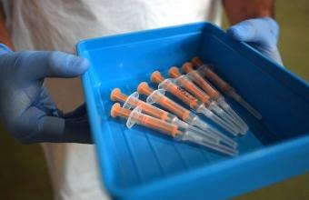Κορωνοϊός: Χώρες που έχουν εγκρίνει τον εμβολιασμό παιδιών ή το εξετάζουν
