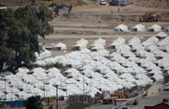 Λέσβος: Έκλεισε το ΚΥΤ του Καρά Τεπέ - Μηταράκης: Eθνική προσπάθεια αποσυμφόρησης των νησιών