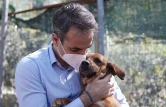 Για πρώτη φορά πρωθυπουργός σε καταφύγιο