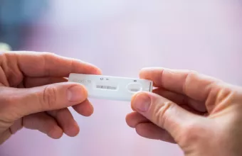 Κορωνοϊός: Πάνω από 113.000.000 δωρεάν self test έχουν διανεμηθεί από την ΗΔΙΚΑ 