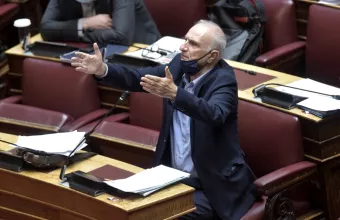 Νέα κόντρα για το «σκυλί στ’ αμπέλι» του Γιώργου Βαρεμένου - «Πολακισμός» λέει η ΝΔ