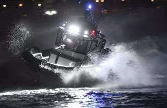 Προσάραξη ιστιοφόρου με 8 επιβαίνοντες ανοικτά των Παξών