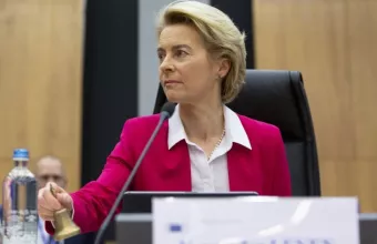  Φον Ντερ Λάιεν: Άνανδρες κι απάνθρωπες οι επιθέσεις στο αεροδρόμιο της Καμπούλ