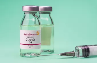 Ιταλία: Αλαλούμ για τον εμβολιασμό με AstraZeneca - Λύση προσπαθεί να βρει ο Ντράγκι