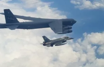 Ελληνικά  F-16 συνόδευσαν αμερικανικό στρατηγικό βομβαρδιστικό τύπου B-52