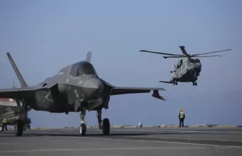 F35