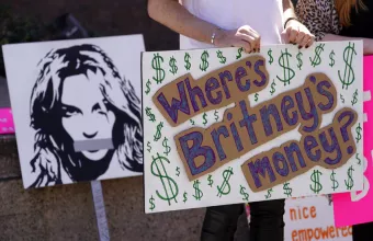 FreeBritney: Η μάχη της Μπρίτνεϊ Σπίαρς για την περιουσία της - Η στήριξη των φανς (pics)