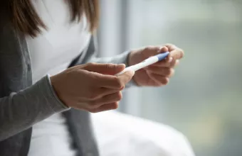 Θύελλα αντιδράσεων για το βίντεο του Συνεδρίου Υπογονιμότητας- Αποσύρει στήριξη η ΠτΔ (vid.)