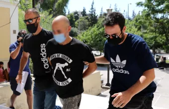Ηλιούπολη: Καταγγελία από την πρώην του αστυνομικού- Πιθανόν η 9χρονη κόρη μου, ζούσε με την 19χρονη