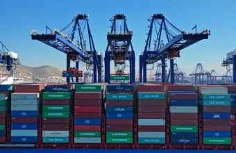 ΕΕ: Ανακοίνωσε αντίμετρα στους δασμούς σε χάλυβα και αλουμίνιο που επέβαλε ο Τραμπ