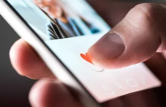 Χέρι σε dating app