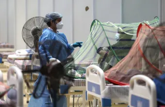 Ινδία: 483 θάνατοι και πάνω από 35.000 κρούσματα κορωνοϊού σε 24 ώρες