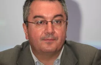 Ηπατίτιδα σε παιδιά: Ο Ηλίας Μόσιαλος εξηγεί τι μπορεί να προκαλεί την ασθένεια