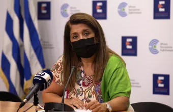 Κορωνοϊός-Παπαευαγγέλου: Προβλέπεται ήπια αύξηση νοσηλειών, κρουσμάτων και διασωληνώσεων 