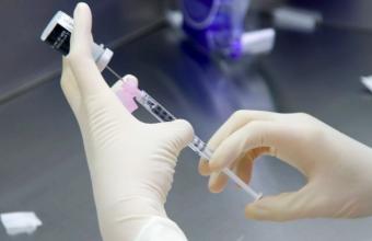 Κορωνοϊός: Ανοίγει σήμερα η πλατφόρμα για την τρίτη δόση εμβολίου-Ποιους αφορά