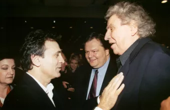 «Για λίγο τώρα σιγή»: Ο Γιώργος Νταλάρας για τον Μίκη Θεοδωράκη