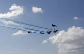 Πότε θα πετάξουν πάνω από την Ακρόπολη τα πρώτα υπερσύγχρονα ελληνικά Rafale