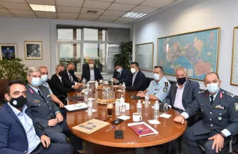 Εντολή Θεοδωρικάκου να ενταθούν οι έλεγχοι: Οι αλλαγές σε εστίαση για ανεμβολίαστους -εμβολιασμένους