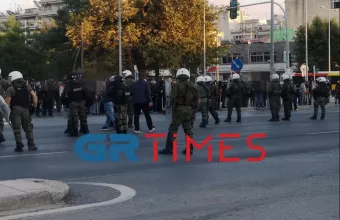 Σταυρούπολη: Ένταση στην Αντιφασιστική συγκέντρωση (VID)
