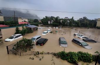 Ινδία: Τουλάχιστον 30 νεκροί ή αγνοούμενοι από τις πλημμύρες	