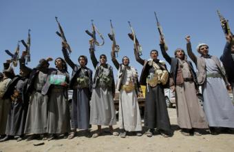 Οι Χούθι αναλαμβάνουν την ευθύνη για επίθεση κατά αμερικανικού πλοίου