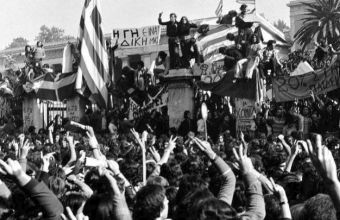 48η Επέτειος του Πολυτεχνείου: Aγωνίστριες θυμούνται τη βραδιά της 17ης Νοεμβρίου