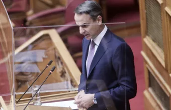 Μητσοτάκης: 900 ευρώ σε υγειονομικούς το Δεκέμβρη - Επίδομα 250 ευρώ σε χαμηλοσυνταξιούχους