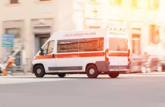 Ιταλία: Δώδεκα αγνοούμενοι μετά την κατάρρευση πολυκατοικίας από έκρηξη φυσικού αερίου