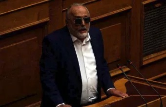 Επεισόδιο στη Βουλή προκάλεσαν οι ακραίες αναφορές Κουρουμπλή - Μομφή για αντικοινοβουλευτική συμπεριφορά 