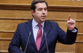 Βουλή-Μηταράκης: Αποσυμφορήσαμε τα νησιά, την ενδοχώρα και την Αθήνα -Προχωράμε με γνώμονα το εθνικό συμφέρον