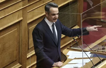 Μητσοτάκης- Ημέρα της Γυναίκας: Έρχεται εφαρμογή «panic button» για γυναίκες σε κίνδυνο