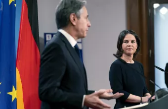 Άμεσα βήματα αποκλιμάκωσης στα σύνορα της Ουκρανίας ζητούν από την Ρωσία Μπέρμποκ και Μπλίνκεν