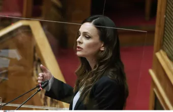 Αχτσιόγλου για δολοφονία Αντώνη: Aναγκαία η αποπομπή του Βαρβιτσιώτη