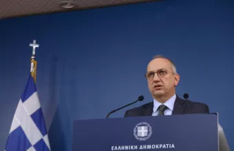 Κυβέρνηση για πρόταση μομφής: Ο κ.Τσίπρας φαντασιώνεται να επαναφέρει το αποτυχημένο χθες