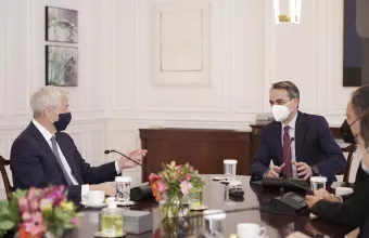 Συνάντηση Μητσοτάκη με τον CEO της JPMorgan Chase: «Ψήφος εμπιστοσύνης η επένδυση στην Ελλάδα»