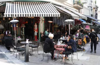 Στους 93 οι νεκροί-Στα 19.504 τα νέα κρούσματα- 484 διασωληνωμένοι (Πίνακες)