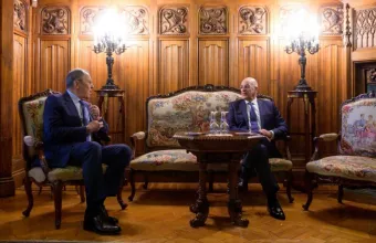 «Βέλη» Λαβρόφ για το Κίεβο - Δένδιας: Μια σύγκρουση στην Ουκρανία δεν θα έχει κανέναν νικητή