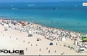 ΗΠΑ: Η στιγμή που ελικόπτερο πέφτει σε παραλία του Μαϊάμι γεμάτη λουόμενους – Δείτε το βίντεο 