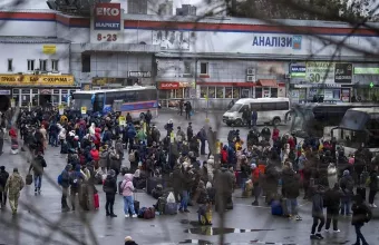 Χάος στην Ουκρανία: Φύλακες στο Κίεβο έριξαν προειδοποιητικά πυρά για να αποτραπεί ποδοπάτημα 