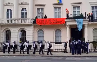 Λονδίνο: Κατέλαβαν έπαυλη που φέρεται να ανήκει στον ολιγάρχη Όλεγκ Ντεριπάσκα – Επιχείρηση εκκένωσης - Δείτε Φωτό - βίντεο