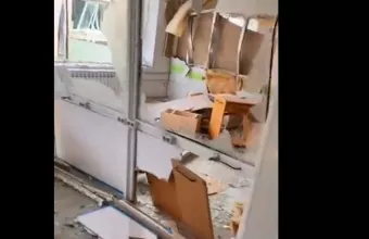 Ζελένσκι: Παιδιά κάτω από τα ερείπια στο μαιευτήριο της Μαριούπολης - Το βίντεο που ανάρτησε