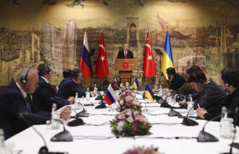 Διαπραγματεύσεις Ρωσίας-Ουκρανίας: Το μήνυμα Ερντογάν στους διπλωμάτες- Παρών και ο Αμπράμοβιτς