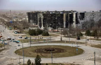 Ερυθρός Σταυρός: Ζητά εγγυήσεις για να ξεκινήσει την απομάκρυνση αμάχων από την Μαριούπολη από αύριο
