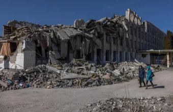 Το 90% της πολιορκούμενης Μαριούπολης έχει καταστραφεί, λέει ο δήμαρχός της