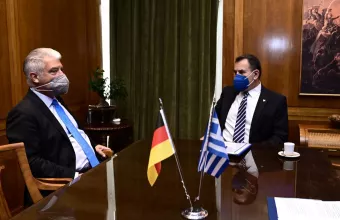 Συνάντηση Παναγιωτόπουλου με τον Γερμανό πρέσβη Έρνστ Ράιχελ
