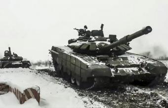 Ξεμένει από σύγχρονα πυρομαχικά η Ρωσία στην Ουκρανία και στρέφεται σε παλαιότερα, λέει το βρετανικό Υπ. Άμυνας